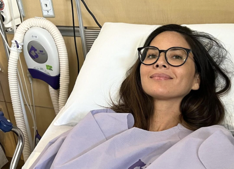 Olivia Munn discloses she had breast cancer and a double mastectomy.